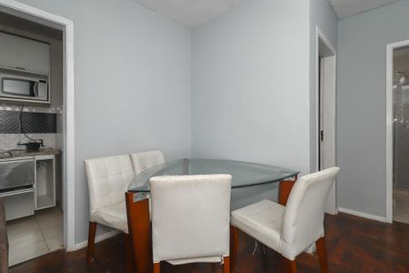Sala de apartamento à venda com 1 quarto, 38m² em Bom Jesus, Porto Alegre