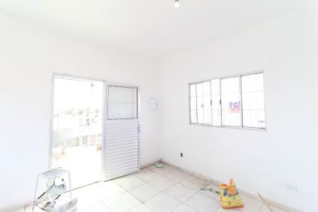 Casa para alugar com 90m², 2 quartos e sem vaga