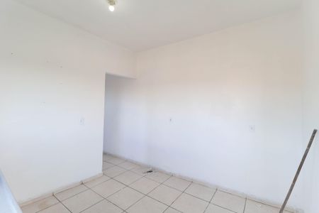 Casa para alugar com 90m², 2 quartos e sem vaga