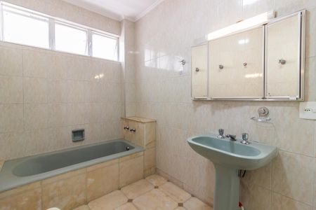 Apartamento para alugar com 142m², 3 quartos e 2 vagasBanheiro da Suíte