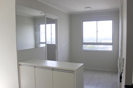 Sala de apartamento para alugar com 2 quartos, 36m² em Vila das Bandeiras, Guarulhos