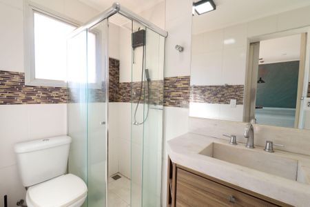 Banheiro social de apartamento para alugar com 1 quarto, 40m² em Centro, Campinas