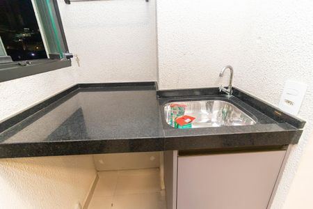 Apartamento à venda com 48m², 2 quartos e sem vaga Apartamento à venda com 48m², 2 quartos e sem vagaSala/Cozinha
