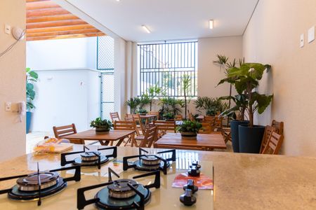 Apartamento à venda com 48m², 2 quartos e sem vaga Apartamento à venda com 48m², 2 quartos e sem vagaÁrea comum - Churrasqueira