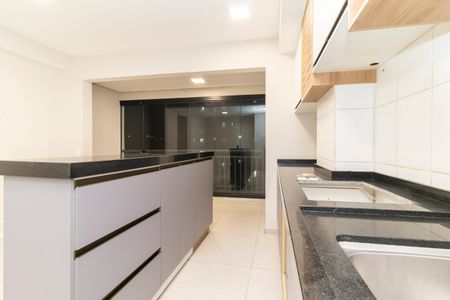 Apartamento à venda com 48m², 2 quartos e sem vaga Apartamento à venda com 48m², 2 quartos e sem vagaSala/Cozinha