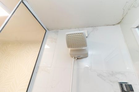 Apartamento à venda com 48m², 2 quartos e sem vaga Apartamento à venda com 48m², 2 quartos e sem vagaBanheiro