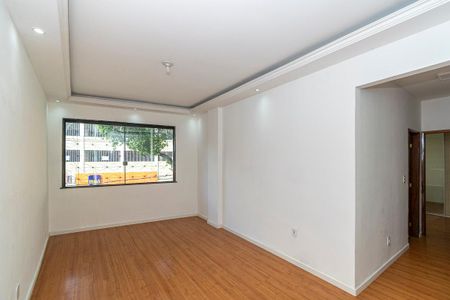 Apartamento para alugar com 2 quartos, 75m² em Ramos, Rio de Janeiro