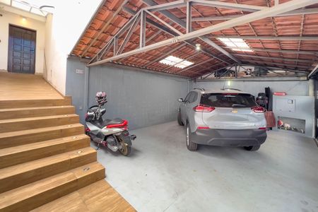 Garagem de casa à venda com 4 quartos, 240m² em Vila São José (ipiranga), São Paulo