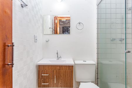 Apartamento à venda com 73m², 2 quartos e 1 vaga Apartamento à venda com 73m², 2 quartos e 1 vagaBanheiro da Suíte