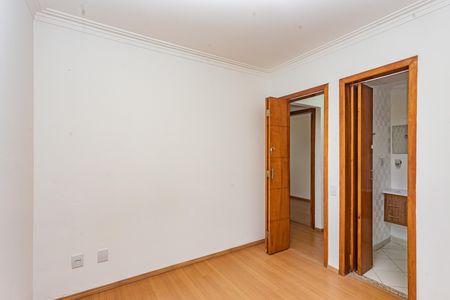 Apartamento à venda com 73m², 2 quartos e 1 vaga Apartamento à venda com 73m², 2 quartos e 1 vagaSuíte