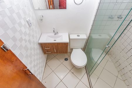 Apartamento à venda com 73m², 2 quartos e 1 vaga Apartamento à venda com 73m², 2 quartos e 1 vagaBanheiro da Suíte
