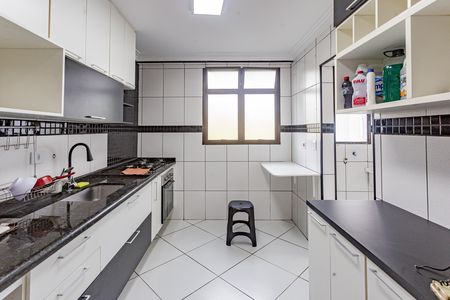 Apartamento à venda com 73m², 2 quartos e 1 vaga Apartamento à venda com 73m², 2 quartos e 1 vagaCozinha
