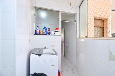 Apartamento à venda com 75m², 3 quartos e 1 vagaÁrea de Serviço
