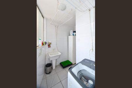 Apartamento à venda com 75m², 3 quartos e 1 vagaÁrea de Serviço