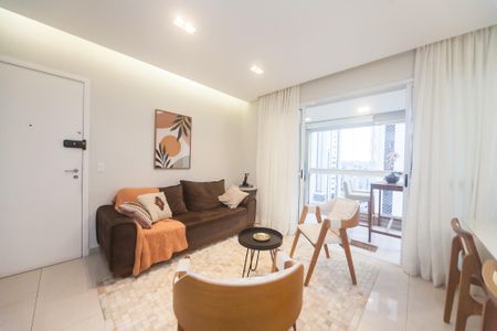 Apartamento para alugar com 105m², 3 quartos e 2 vagas Apartamento para alugar com 105m², 3 quartos e 2 vagasSala