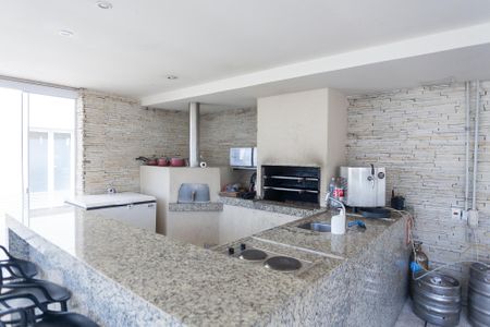 Apartamento para alugar com 105m², 3 quartos e 2 vagas Apartamento para alugar com 105m², 3 quartos e 2 vagasÁrea comum - Churrasqueira