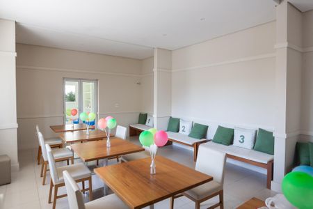 Apartamento para alugar com 105m², 3 quartos e 2 vagas Apartamento para alugar com 105m², 3 quartos e 2 vagasÁrea comum - Salão de festas