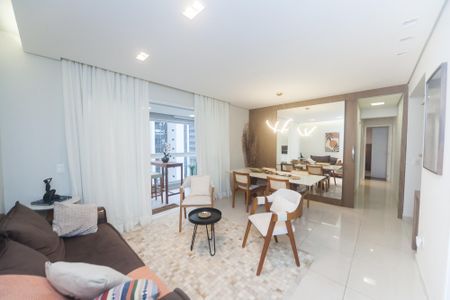 Apartamento para alugar com 105m², 3 quartos e 2 vagas Apartamento para alugar com 105m², 3 quartos e 2 vagasSala