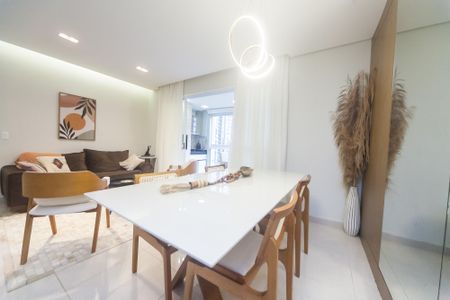 Apartamento para alugar com 105m², 3 quartos e 2 vagas Apartamento para alugar com 105m², 3 quartos e 2 vagasSala de Jantar