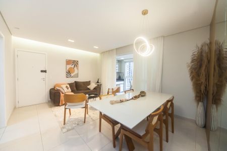 Apartamento para alugar com 105m², 3 quartos e 2 vagas Apartamento para alugar com 105m², 3 quartos e 2 vagasSala