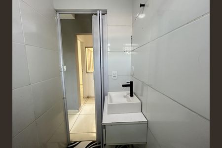 Apartamento para alugar com 45m², 2 quartos e sem vagaBanheiro