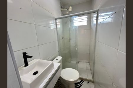 Banheiro de apartamento à venda com 2 quartos, 45m² em Piedade, Rio de Janeiro