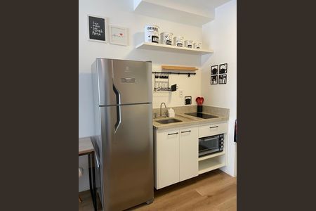 Cozinha de apartamento para alugar com 1 quarto, 39m² em Butantã, São Paulo