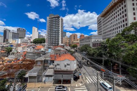 Vista do Quarto 1 de apartamento para alugar com 2 quartos, 60m² em Aclimação, São Paulo