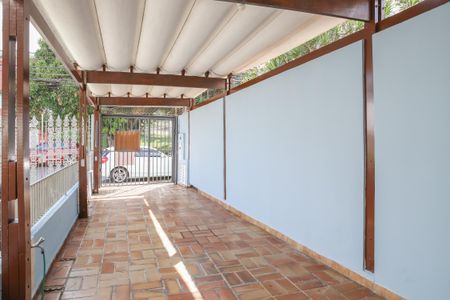 Garagem de casa à venda com 3 quartos, 142m² em Lapa, São Paulo