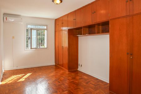 Casa à venda com 142m², 3 quartos e 2 vagasQuarto 2