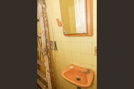 Casa à venda com 142m², 3 quartos e 2 vagasBanheiro de Serviço