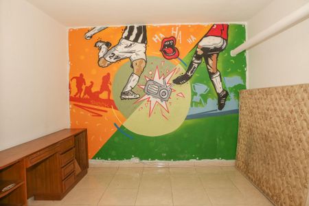 Casa à venda com 142m², 3 quartos e 2 vagasSuíte