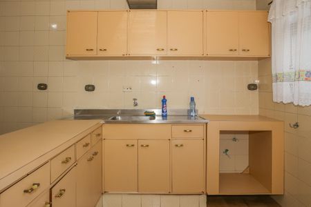 Casa à venda com 142m², 3 quartos e 2 vagasCozinha