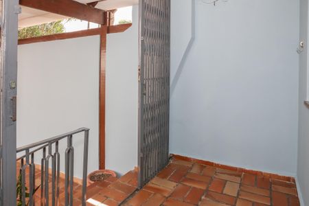 Casa à venda com 142m², 3 quartos e 2 vagasEntrada