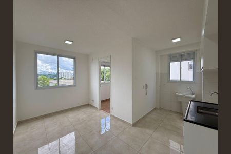 Sala de apartamento para alugar com 2 quartos, 37m² em Santo Amaro, São Paulo