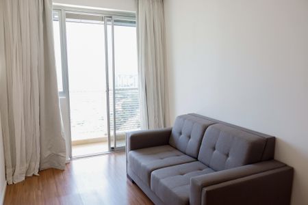 sala de apartamento para alugar com 2 quartos, 50m² em Centro, Osasco