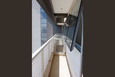 Apartamento para alugar com 50m², 2 quartos e 1 vagaSacada