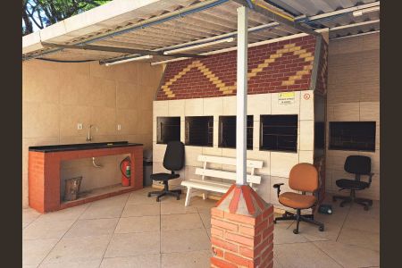 Apartamento à venda com 70m², 2 quartos e sem vaga Apartamento à venda com 70m², 2 quartos e sem vagaÁrea Comum - Churrasqueiras