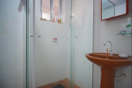 Apartamento à venda com 70m², 2 quartos e sem vagaBanheiro Corredor