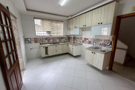 Apartamento à venda com 195m², 3 quartos e 1 vagaCozinha