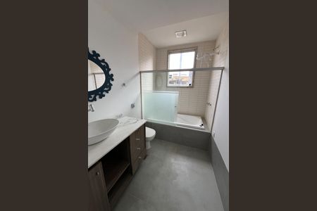 Apartamento à venda com 195m², 3 quartos e 1 vagaBanheiro Social