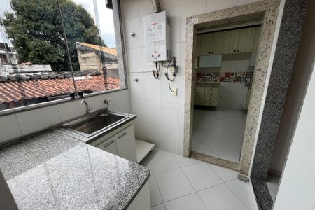 Apartamento à venda com 195m², 3 quartos e 1 vagaÁrea de Serviço
