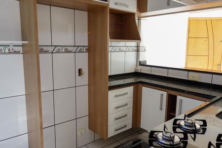Cozinha de apartamento para alugar com 2 quartos, 59m² em Vila Osasco, Osasco
