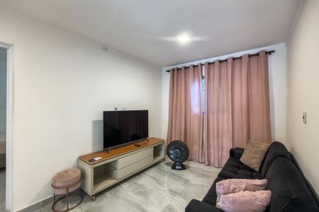 Sala de casa de condomínio para alugar com 1 quarto, 41m² em Boqueirão, Praia Grande