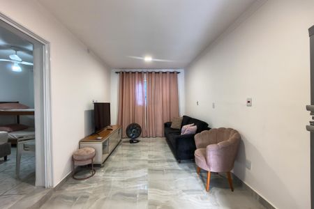 Casa de condomínio para alugar com 41m², 1 quarto e 1 vagaSala