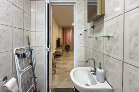 Casa de condomínio para alugar com 41m², 1 quarto e 1 vagaBanheiro 