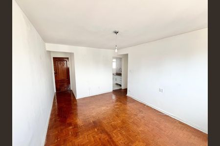 Apartamento para alugar com 81m², 3 quartos e 1 vagaSala