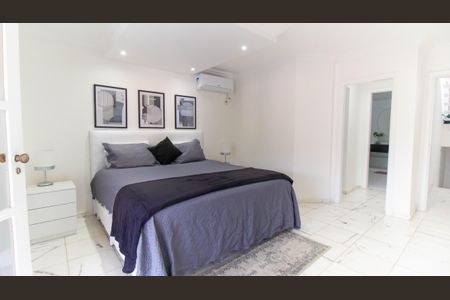 Suíte 1 de casa de condomínio para alugar com 5 quartos, 440m² em São Francisco, Niterói