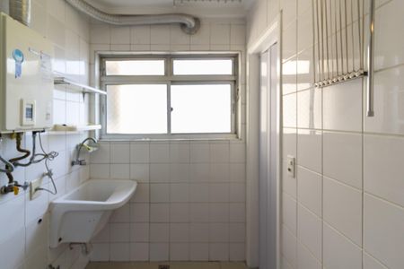 Apartamento à venda com 75m², 3 quartos e 1 vagaÁrea de Serviço