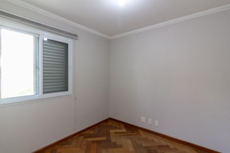 Apartamento à venda com 75m², 3 quartos e 1 vagaQuarto 2